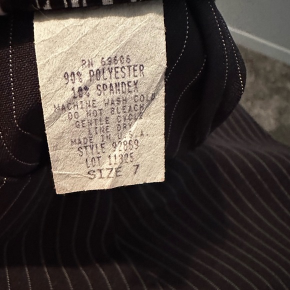 Vintage short pin stripe pencil skirt junior size 7 - Picture 4 of 4